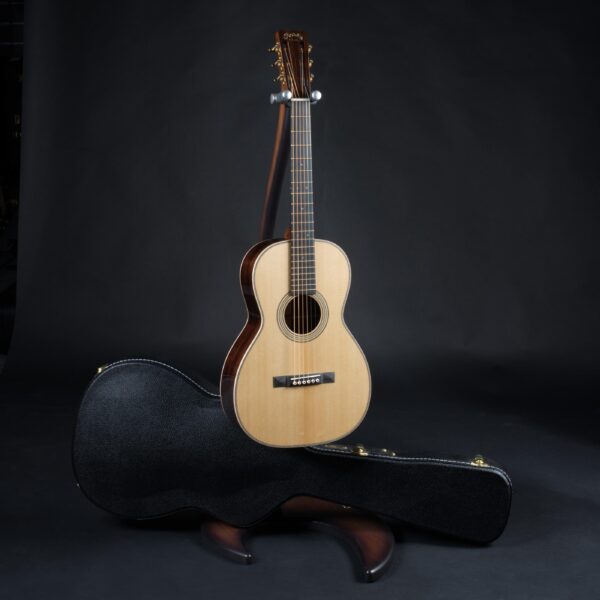 MARTIN GUITARS 012-28 Modern Deluxe Wide Neck-6