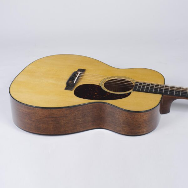 MARTIN GUITARS 000-18-4