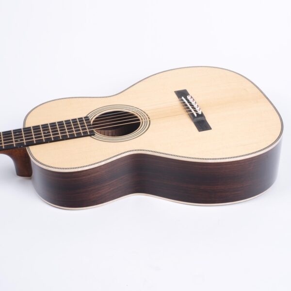 MARTIN GUITARS 012-28 Modern Deluxe Wide Neck-3