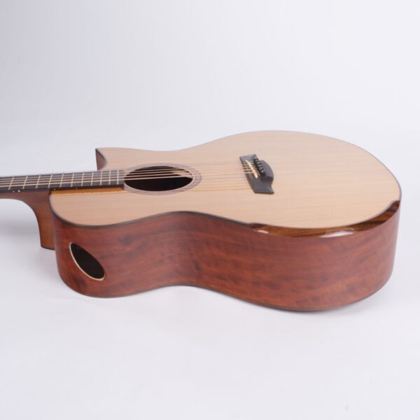 MAESTRO GUITARS Original Series Singa LO CSB C-4